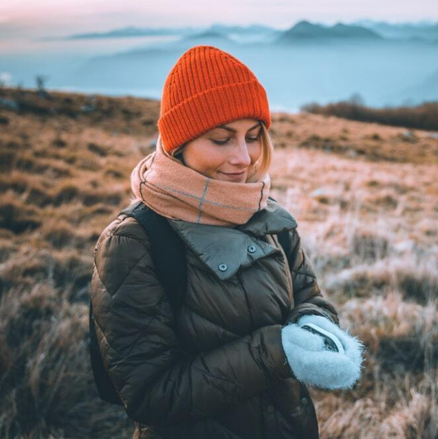 How to Use Electric Hand Warmers Better:Tips for Outdoor Enthusiasts
